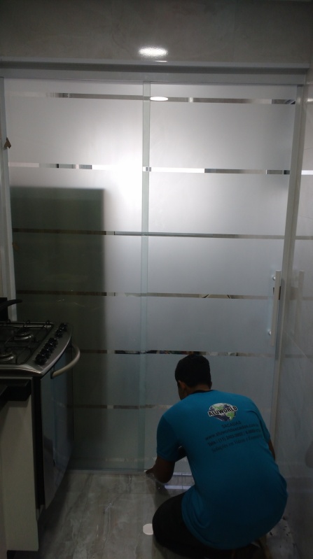 Box de Vidro até o Teto Preço em Salesópolis - Box de Vidro Jateado para Banheiro