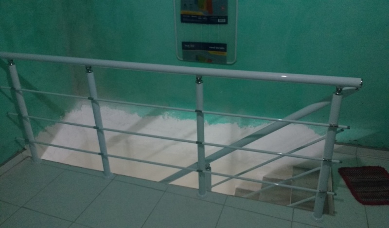 Corrimão de Escada Externa Preço Higienópolis - Corrimão de Escada em Vidro Temperado