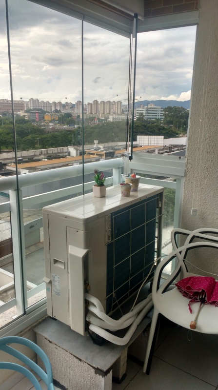 Fechamento de Sacada Deslizante Preço Ribeirão Pires - Fechamento de Sacadas com Vidro Retrátil