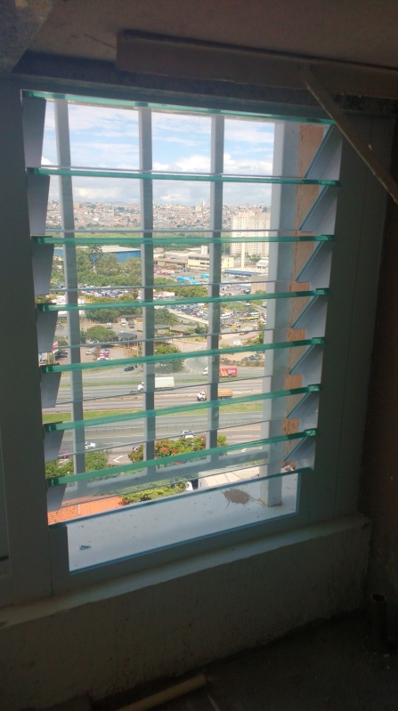 Fechamento de Sacada em Vidro Preço Vargem Grande Paulista - Fechamento de Vidro para Sacadas de Apartamento