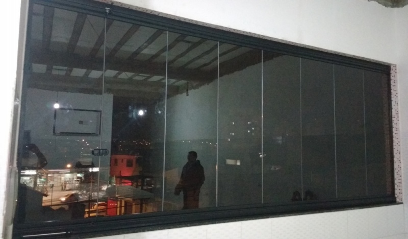 Fechamento de Sacada Vidro Temperado Ou Laminado Preço Embu das Artes - Fechamento de Sacada com Vidro Laminado