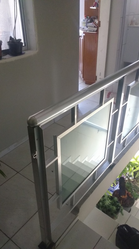 Instalação de Corrimão de Escada ARUJÁ - Corrimão de Vidro com Inox