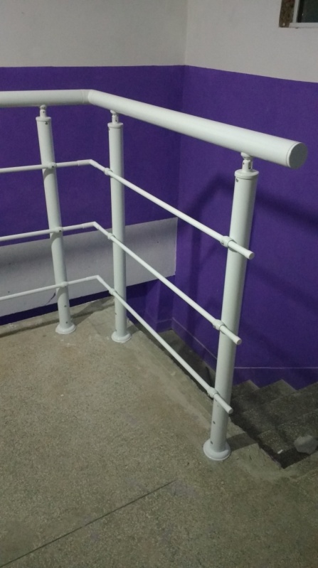 Instalação de Corrimão de Escada com Vidro ABC - Corrimão de Escada Residencial